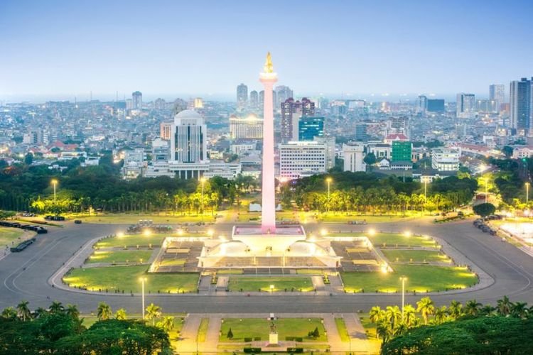 Monumen Nasional (Monas) menjadi salah satu spot wisata ikonik di Jakarta.