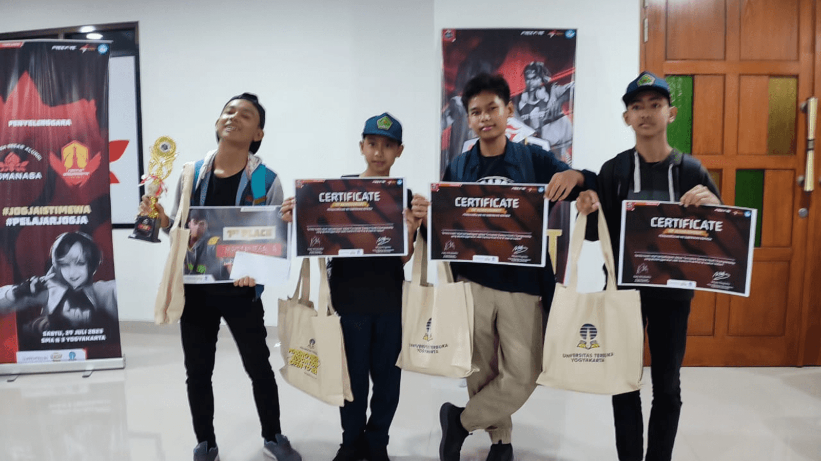 Booyah, Tim MTsN 3 Sleman Juara E-Sport 