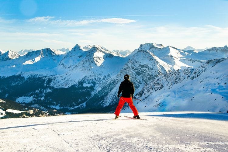 Panorama salju di Arosa, Swiss